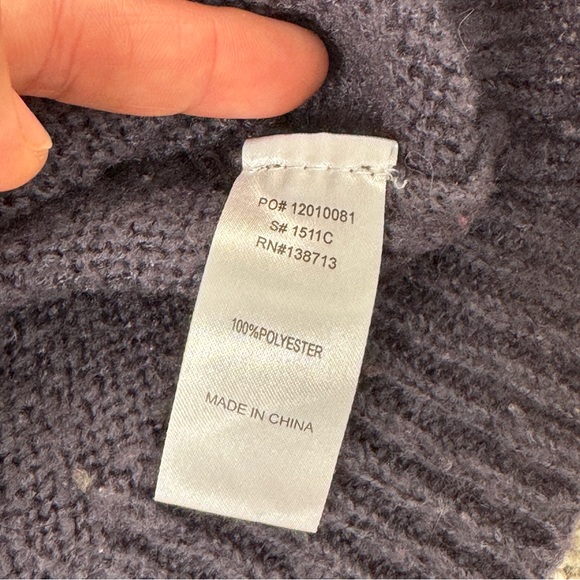 Doe and Rae 100% Polyester Puffy Long Sleeves Crop Sweater Size Medium - Picture 12 of 12